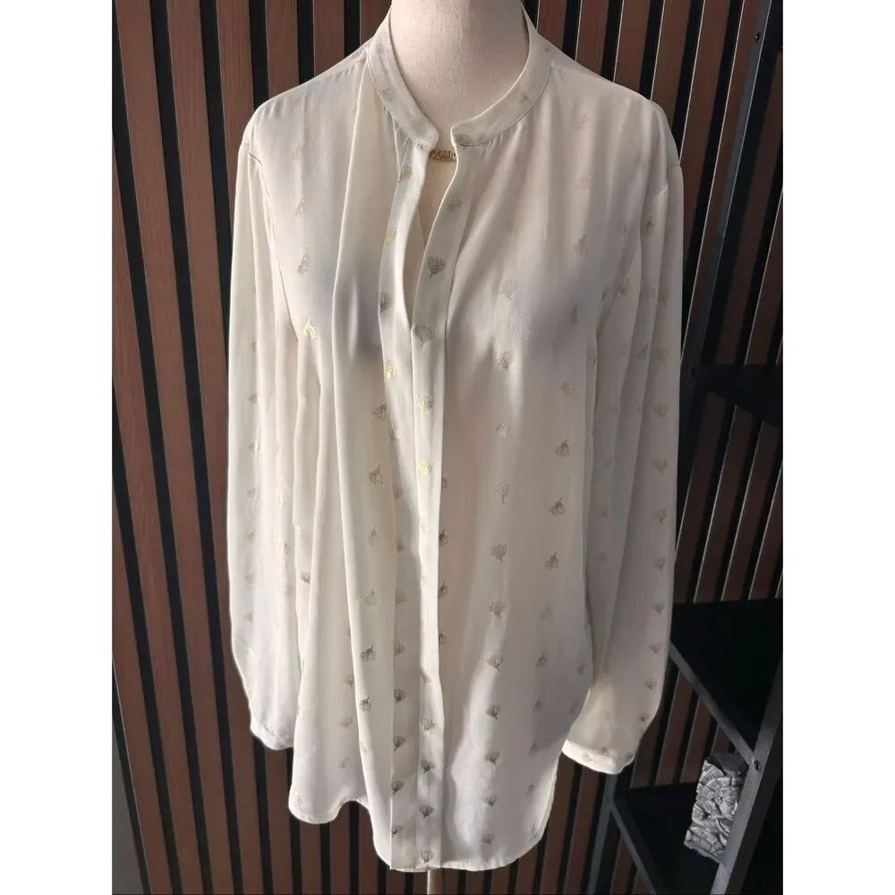 The limited white blouse with gold size L Y2K stylish work attire